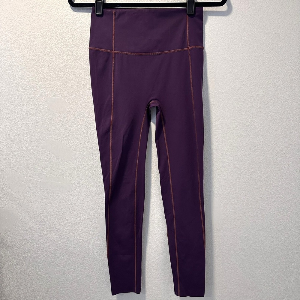 Lululemon Womens-6 Darkest Magenta/Purple Like Nothing 7/8 Tight Sweat-Wicking